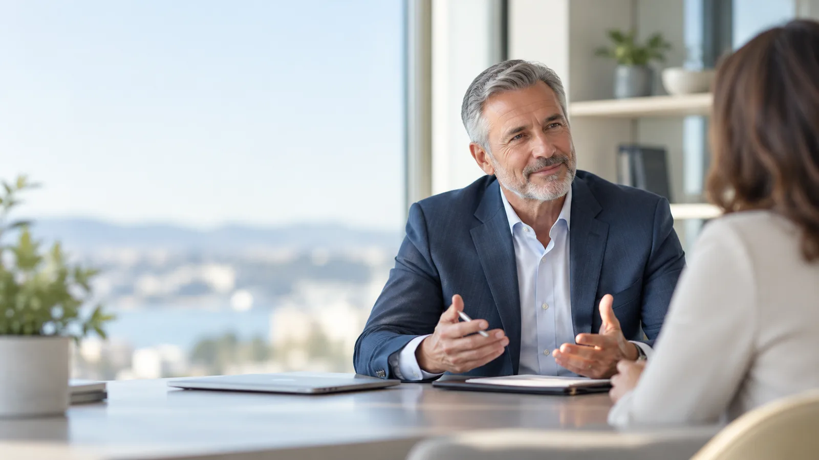 Financial advisor meeting with a prospective 1031 exchange client
